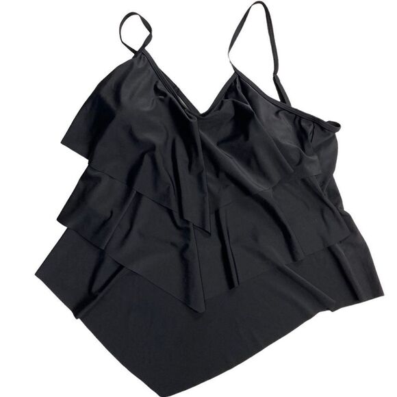 IN’VOLAND Women’s Black Swimsuit Top, Asymmetrical Hem Padded Size 18W New - Picture 2 of 12